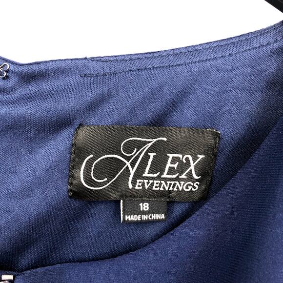 ALEX EVENINGS Round Embellished Cuff Gown Size 18 Navy Blue Keyhole Neck Ruched - Picture 8 of 13